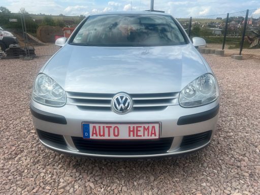 Volkswagen Golf 5 1.6 Trendline